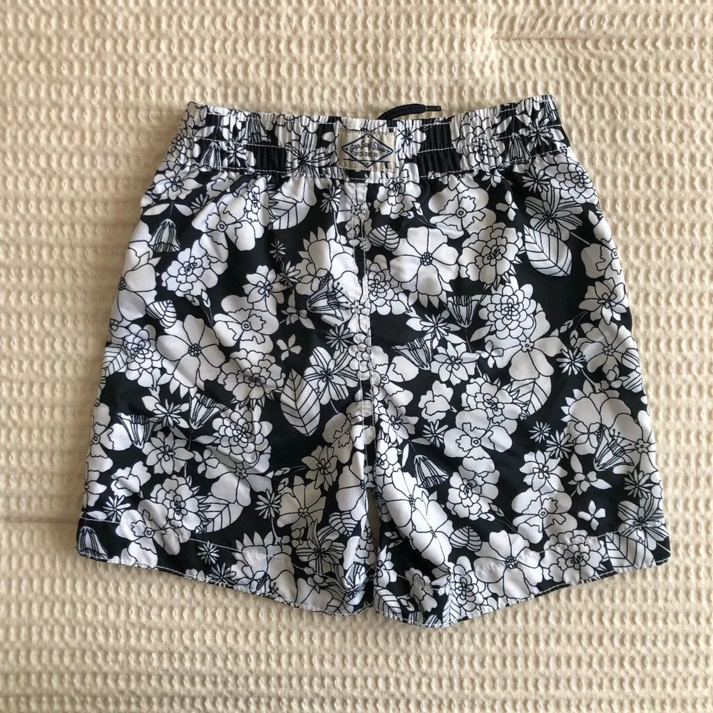 GAP kid’s black
